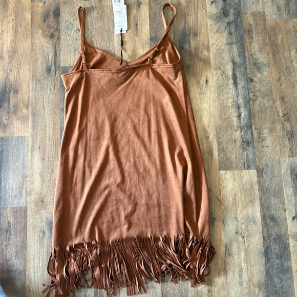 Elegant Fringe Hem Brown Dress - Picture 2 of 4